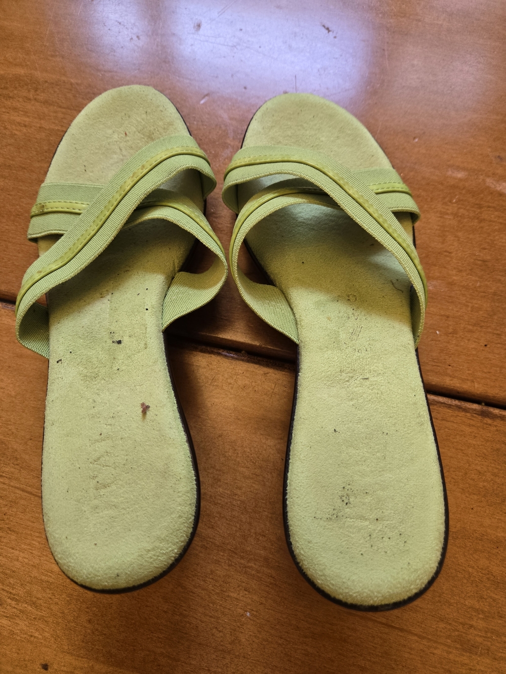 Women’s Slip-On Mules in Lime Green